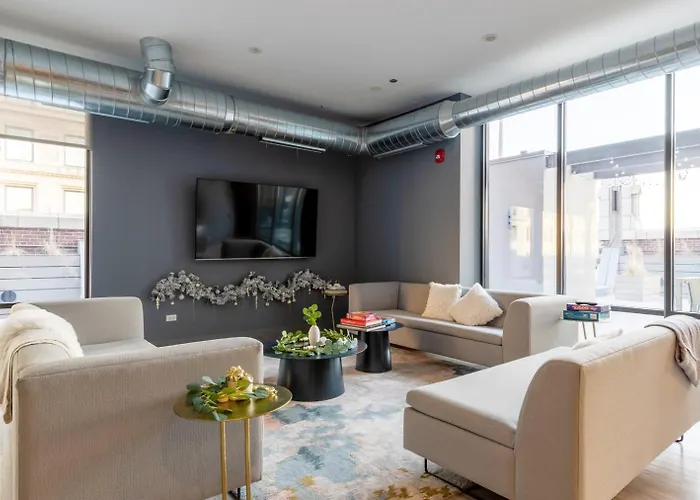 Loop 1br W Deck Gym Wd Nr W Loop The L Chi-220 * Chicago